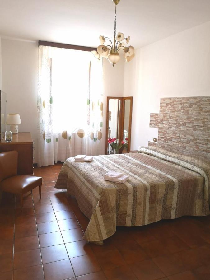 Casa Caterina 2 Storey House, With A Mountain View Toscolano Maderno Zewnętrze zdjęcie