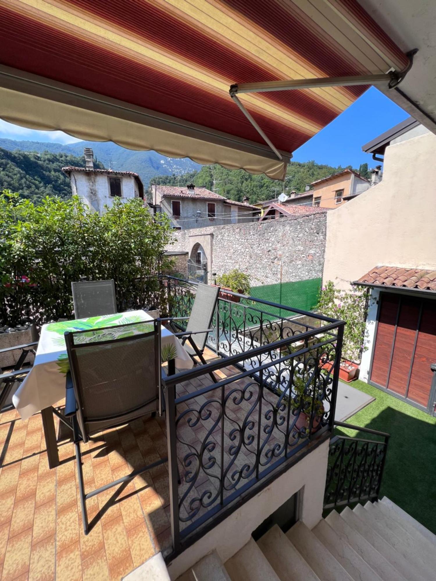 Casa Caterina 2 Storey House, With A Mountain View Toscolano Maderno Zewnętrze zdjęcie