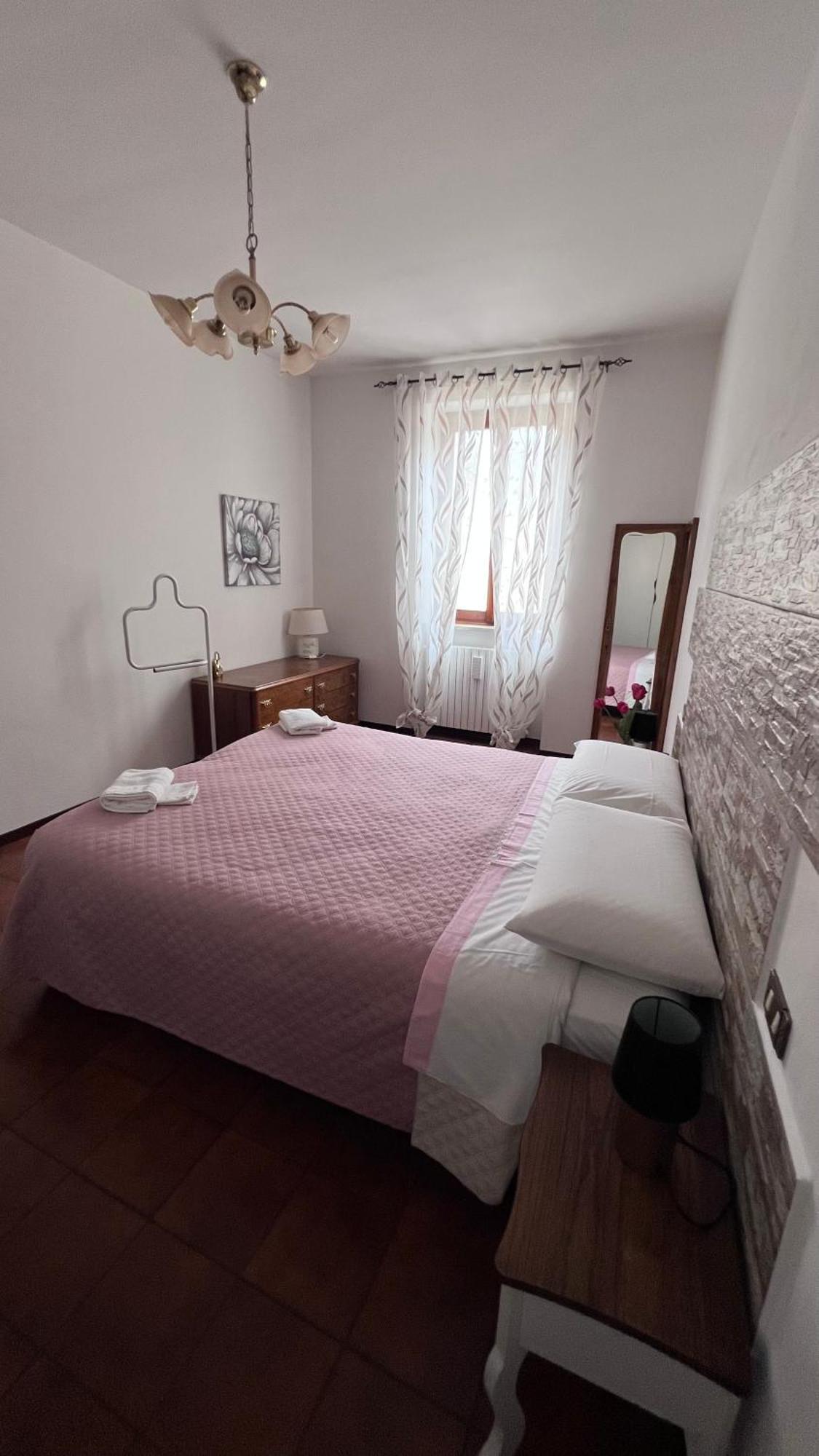 Casa Caterina 2 Storey House, With A Mountain View Toscolano Maderno Zewnętrze zdjęcie